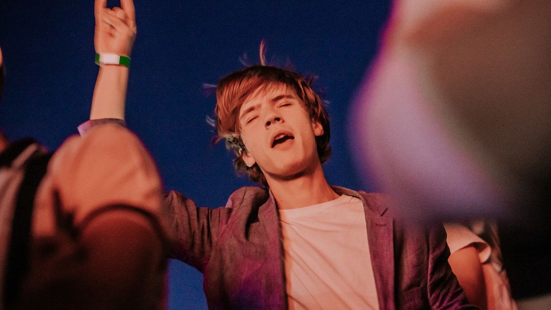 Линда на крыше Галереи "АСТОР"